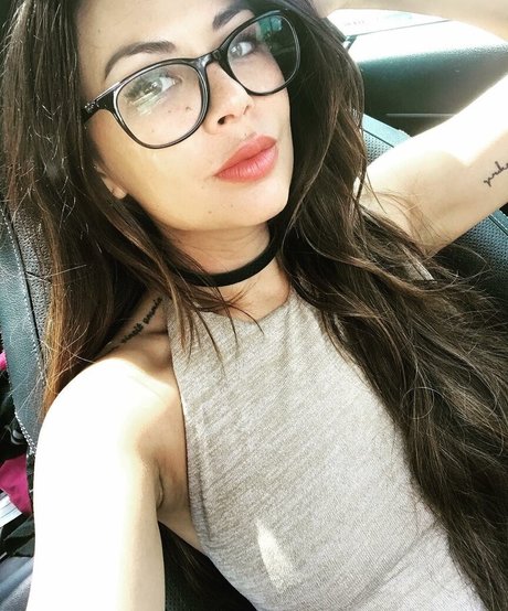 バン・オンリーファンズ ベスト 写真