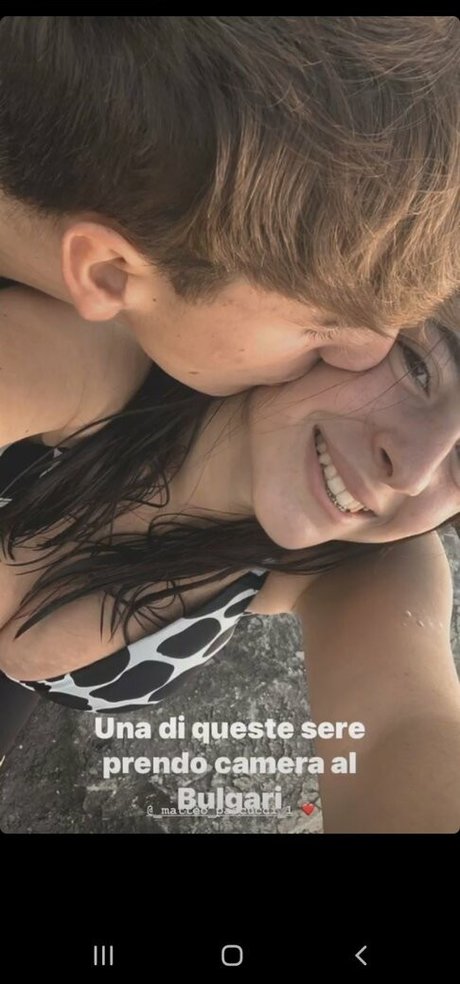 vittoriarubeo かわいいスター 写真