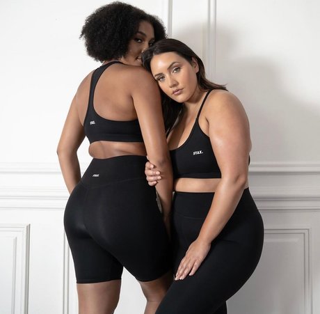 男性ポルノスターオンリーファンズ 無料エロ 画像