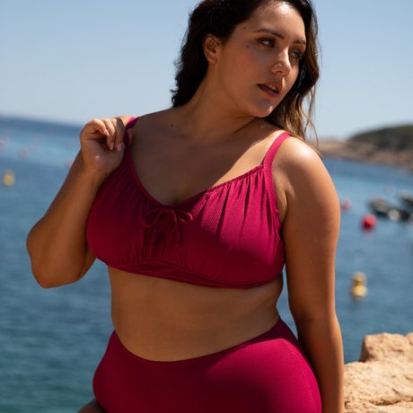 Yasmine MInovski セクシーモデル ギャラリー