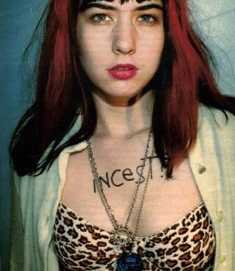 Slutsneeduse セックスモデル ギャラリー