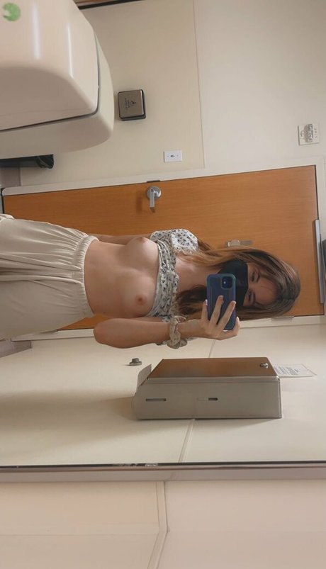 Nicole Shelby セクシーモデル 画像