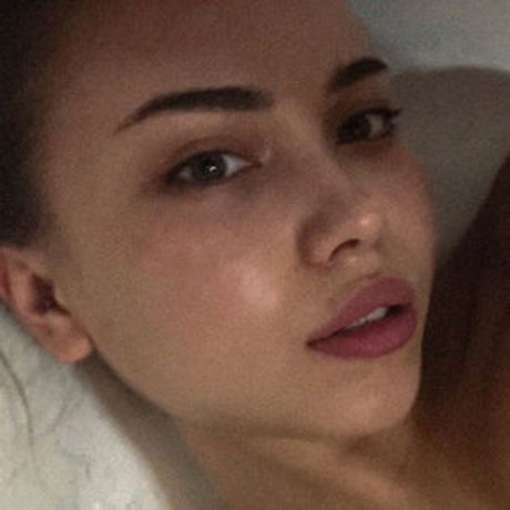 Ksenia Gato ポルノモデル 写真