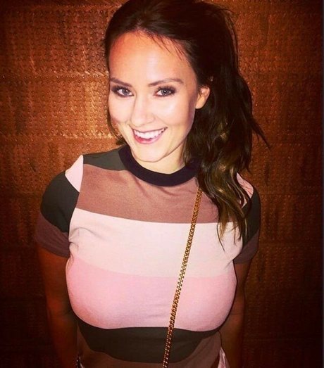 Dee Devlin アートスター ギャラリー