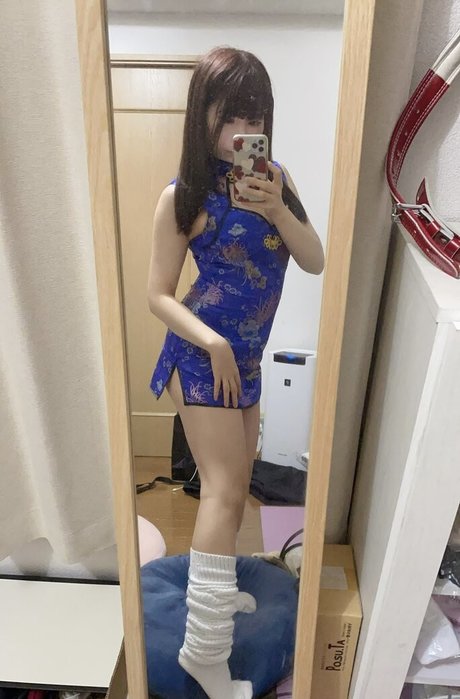 老母オンリーファン ホット裸 画像