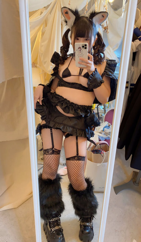 ゲイのチンポオンリーファンズ 裸 画像