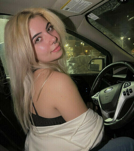 Xohailie エロティック女優 ギャラリー