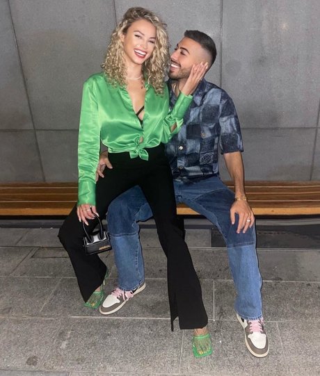 Rose Bertram 美しいモデル 写真