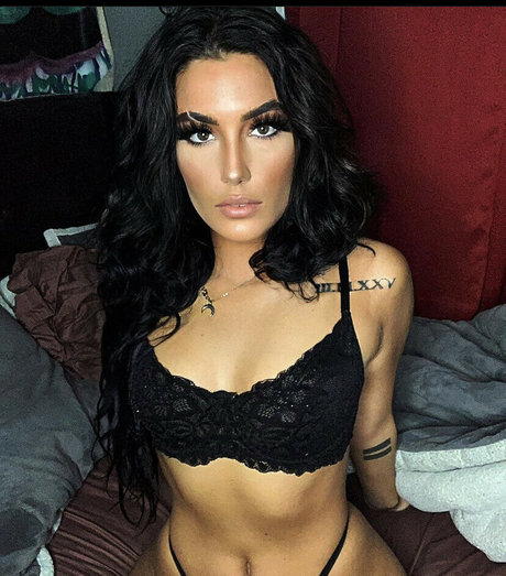 RemiaraEve HDポルノスター アーカイブ