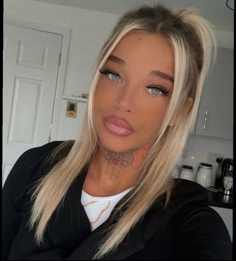 Emma Jane Donald エロティック女優 写真