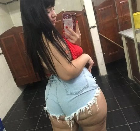 Gabriela Ayala 独占モデル ギャラリー