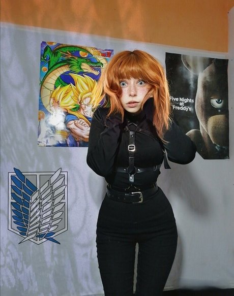 Linka Campanelli エロティックなスター 写真