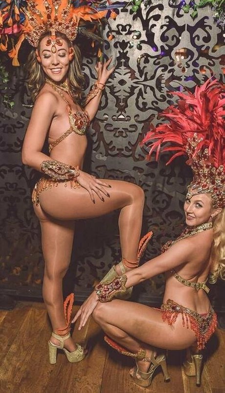 Lydia Hewitt 無料スター 画像