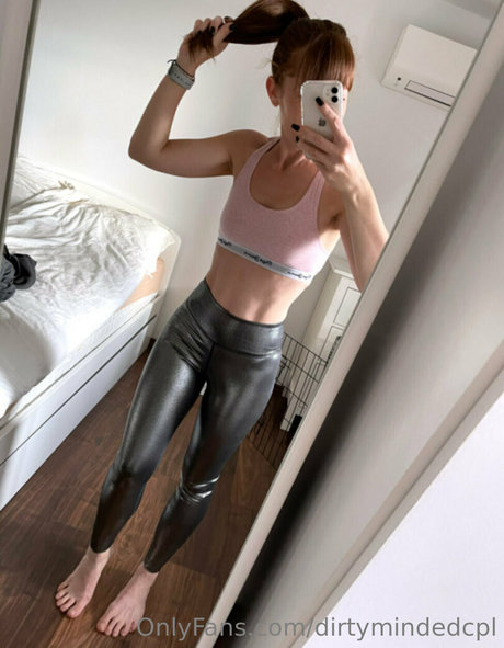 フィットネスアナルオンリーファンズ 美しいポルノ 写真