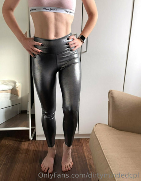 DirtyMindedCPL アートポルノスター 写真