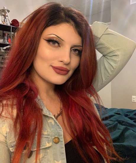 Raven Orion 素敵なポルノスター 写真