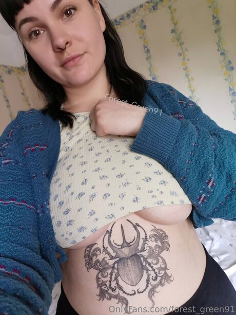 forest green91 ヌードのポルノスター 写真