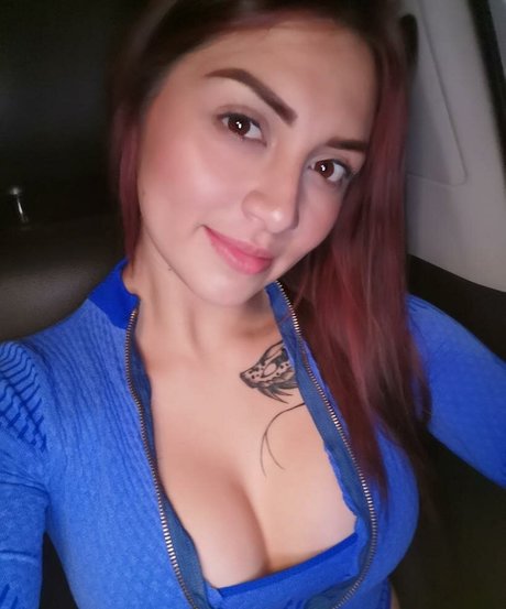 カウガール POV オンリーファンズ ポルノ 画像