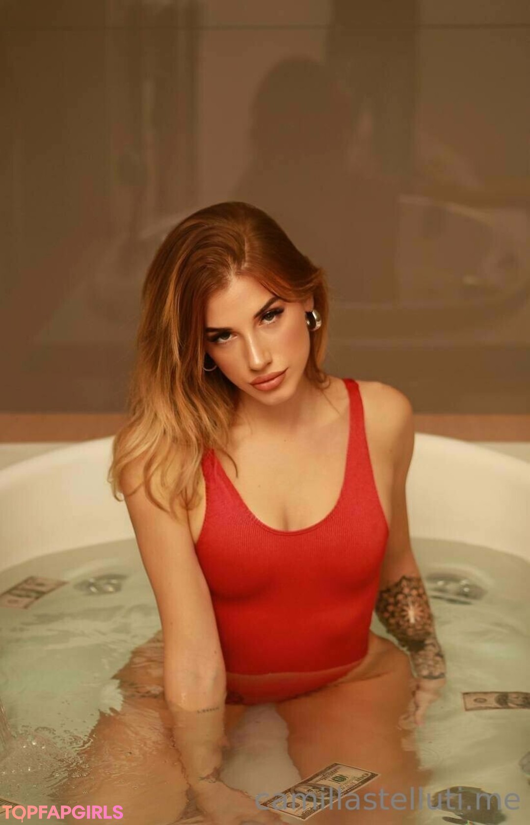 Camilla Stelluti xxxポルノスター 写真