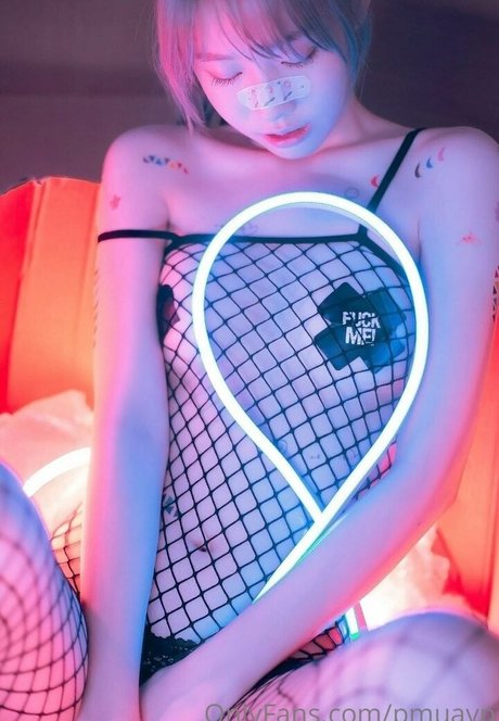 Pmuayp 完璧なポルノスター 写真