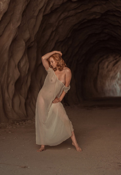 Kayla Coyote ホット女優 アーカイブ