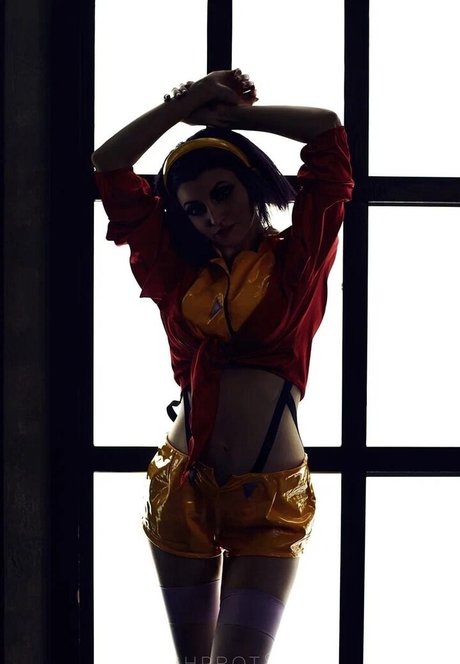 ナースオンリーファンズ ホットセクシー 写真