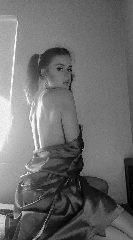 Sweet georgia peachh ヌードスター 写真