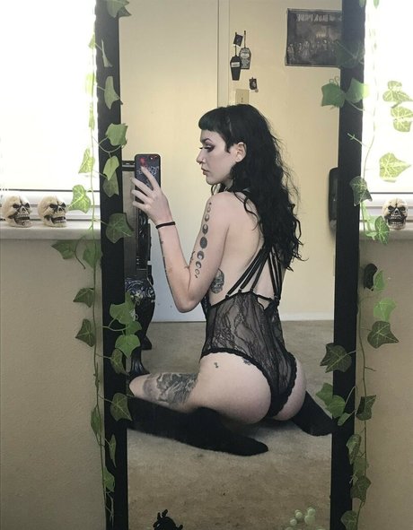 Elaraelias 可愛い女優 写真