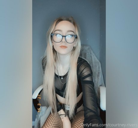 巨乳タトゥーオンリーファンズ 美しいヌード ギャラリー