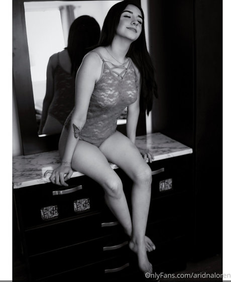 超デブおばあちゃんオンリーファンズ セクシーヌード 写真