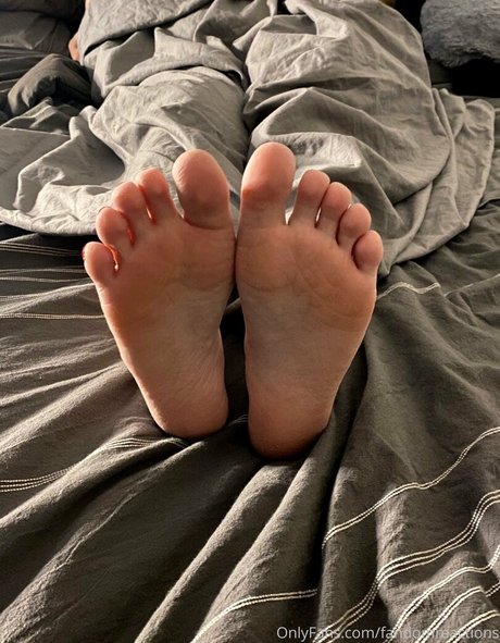 FandomReactions 完璧なモデル ギャラリー