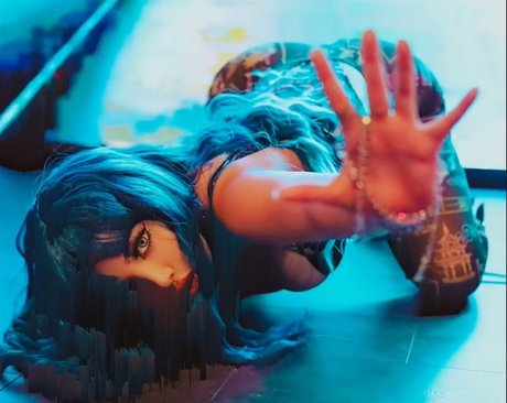 Asyrie トップモデル 画像