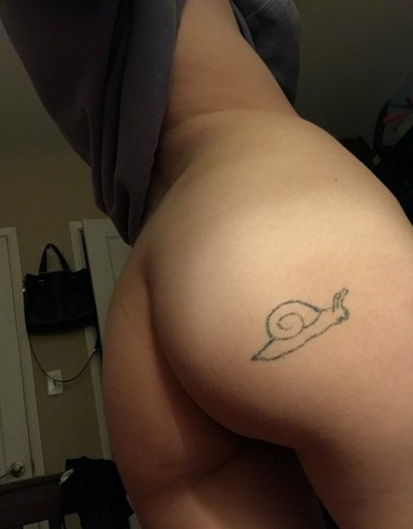 金髪の小人オンリーファンズ ホットセックス 写真