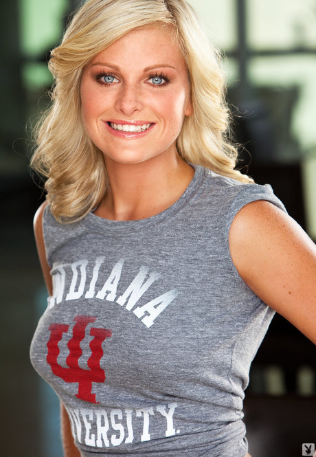 アナルファックオンリーファンズ エロチック 画像