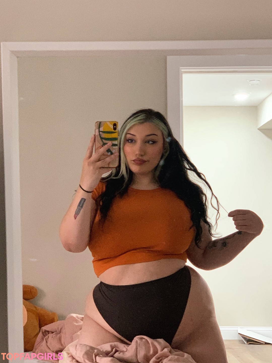 lilpochaco アート女優 写真