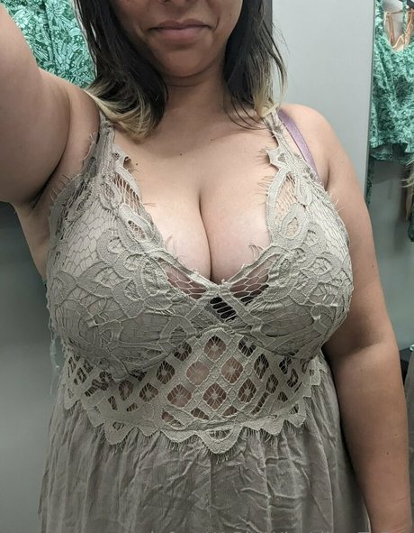 Agirlwholikestoeat 最高のモデル 写真