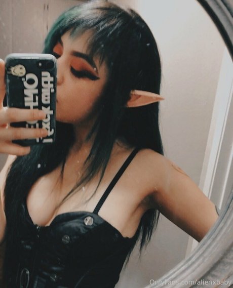 指マン 潮吹き オンリーファンズ 無料アダルト ギャラリー