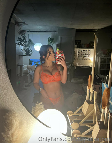 トランス熟女オンリーファンズ えろ 写真