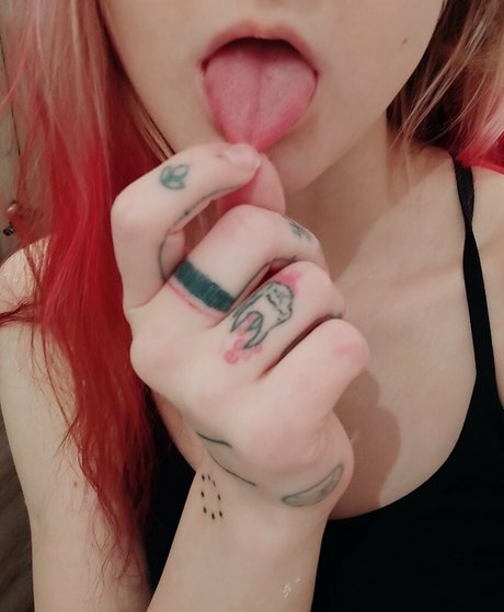 切断者オンリーファンズ アダルト無料 写真