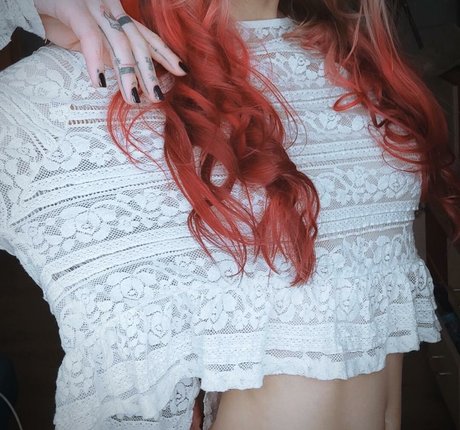 アナルファックオンリーファンズ ポルノ 画像