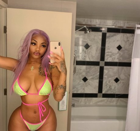 パパ限定オンリーファンズ 無料アダルト 写真