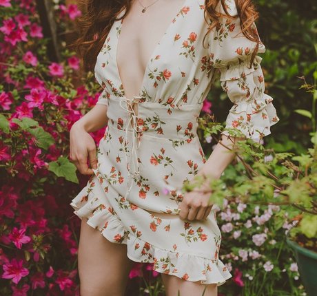 Nicole Vaunt スター ヌード 画像