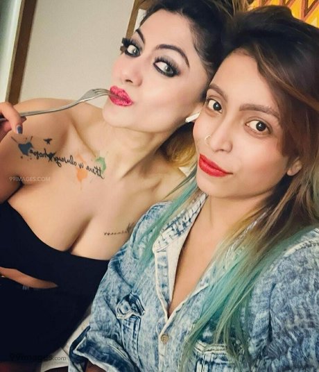 キッチンセックスオンリーファンズ セクシーヌード アーカイブ