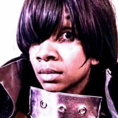 Yours trulyjo エロティックなスター 写真