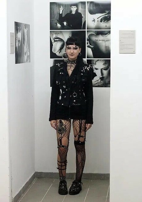 adamnotoscar ポルノスター ヌード 画像