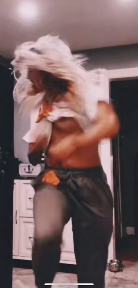 Barbiewants2hype アートモデル 写真