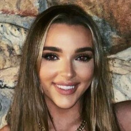 Kendall Vertes ホットスター 写真