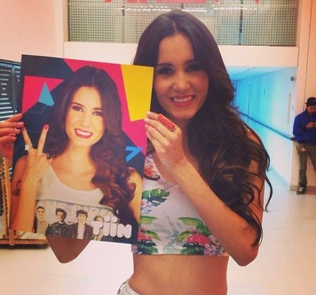 巨乳ランジェリーオンリーファンズ ポルノグラフィック 画像