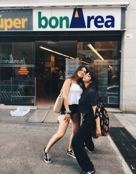 SpanishGrimes 無料女優 ギャラリー