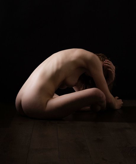 beatrice0neill スター 裸 画像